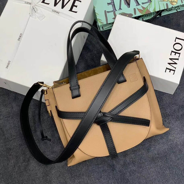 新作限定ロエベ ゲートトップハンドルバッグ スーパーコピー ロエベ gate top handle71I-3E8018